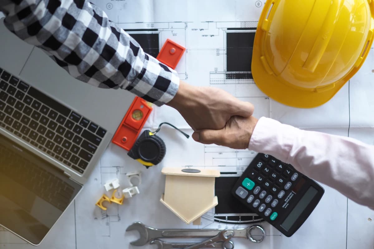 Why Contractors & Home Service Pros Should Showcase Their Work Online